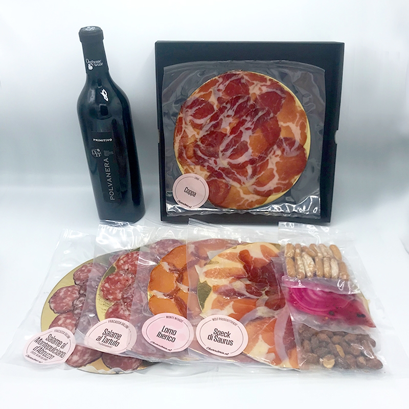 Cadeaupakket relatiegeschenk met de lekkerste charcuterie online bestellen