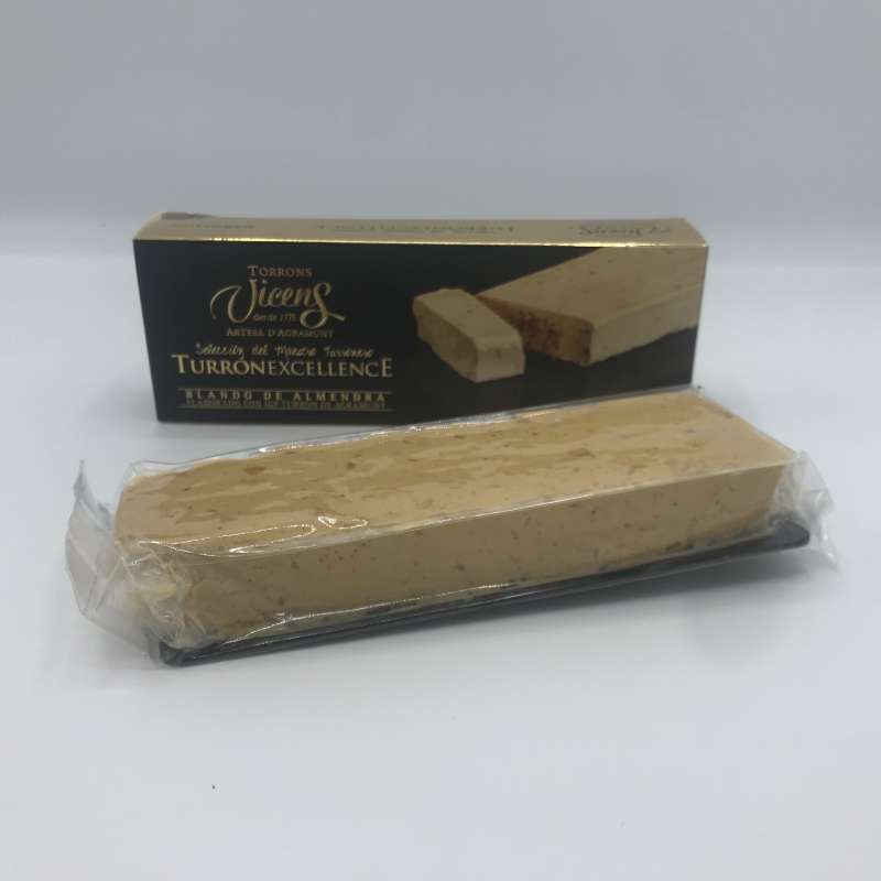 Spaanse Nougat of te wel turron. Turron Blandop is een zachte Turron gemaakt van gemalen amandelen, honing en eiwit. Bestel direct online.