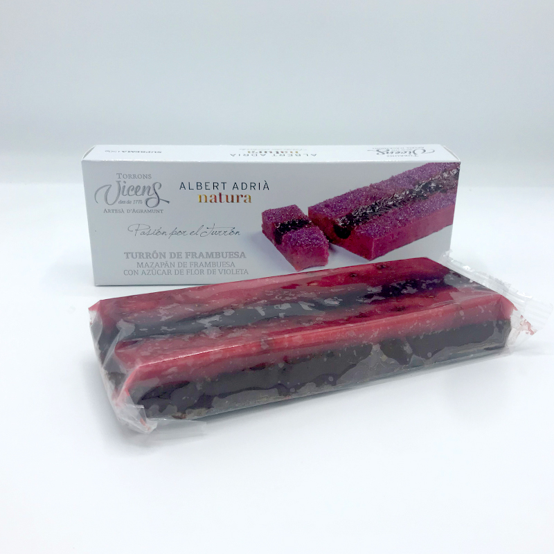 Spaanse Nougat of te wel turron. Turron Frambeusa is een zachte Turron gemaakt van gemalen amandelen, honing en eiwit een framboos en vlierbloesem siroop. Bestel direct online.