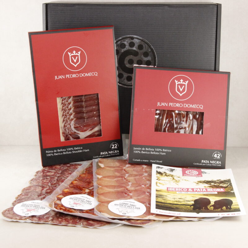 Pata-Negra-Box-Iberico-Bellota-Cahrcuterie-Juan-Pedro-domecq